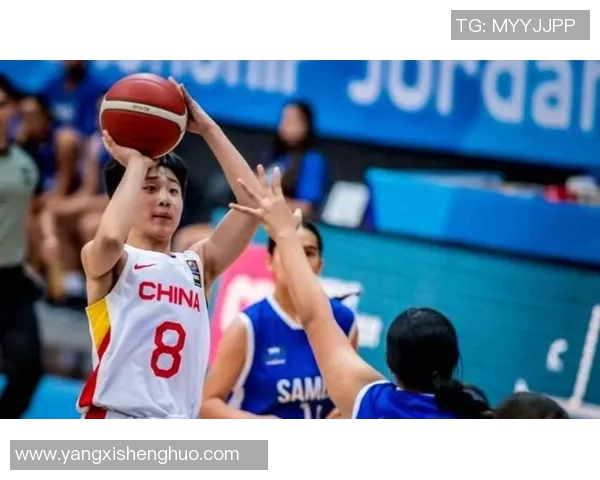 北京女篮与广东女篮激战裁判判罚引发热议赛后分析与球迷反应 北京女篮与广东女篮激战裁判判罚引发热议赛后分析与球迷反应